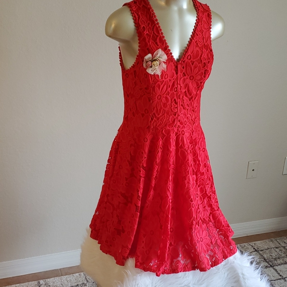 RED PEPPER DRESS - Picture 5 of 8